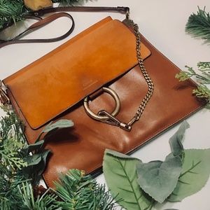 Chloe Medium Leather Shoulder Bag